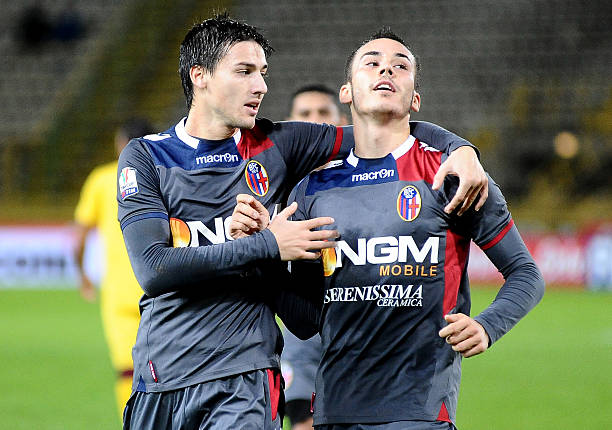 的改革与坚 的改革与坚