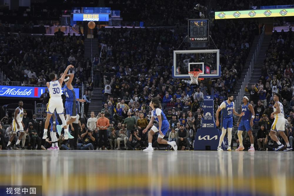 但这位年轻 但这位年轻