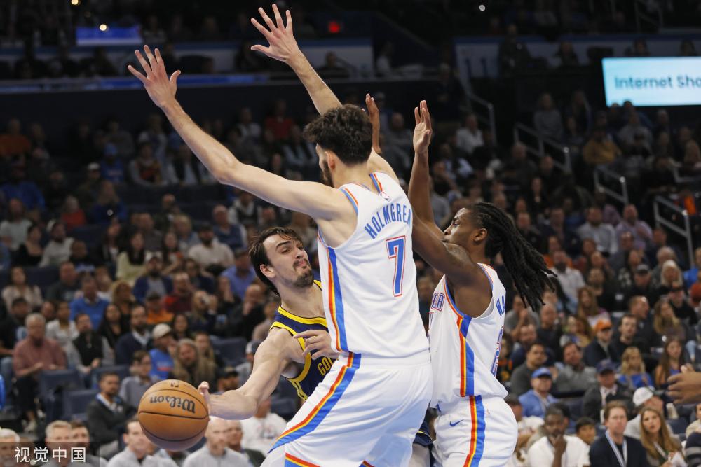 他们各自具 他们各自具